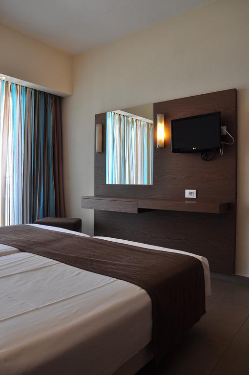 Sea Melody Beach Hotel Apartments Ialisos Habitación foto